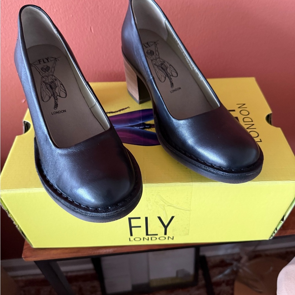 Fly London Black Leather Heels Simple Slip-On Design